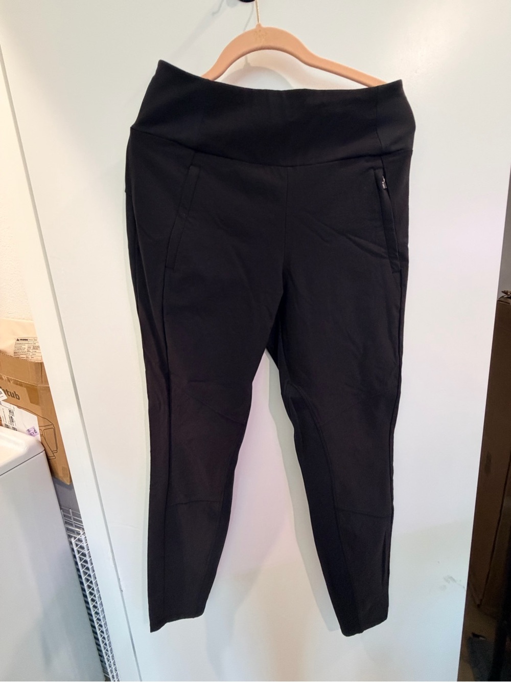 Athleta Black Sculpting High-Waist Leggings with Zip Pockets